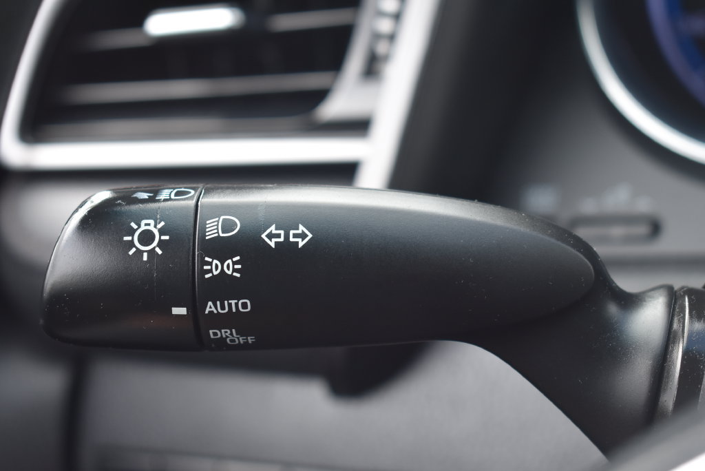 Used 2020 Toyota Camry LE FWD image 22