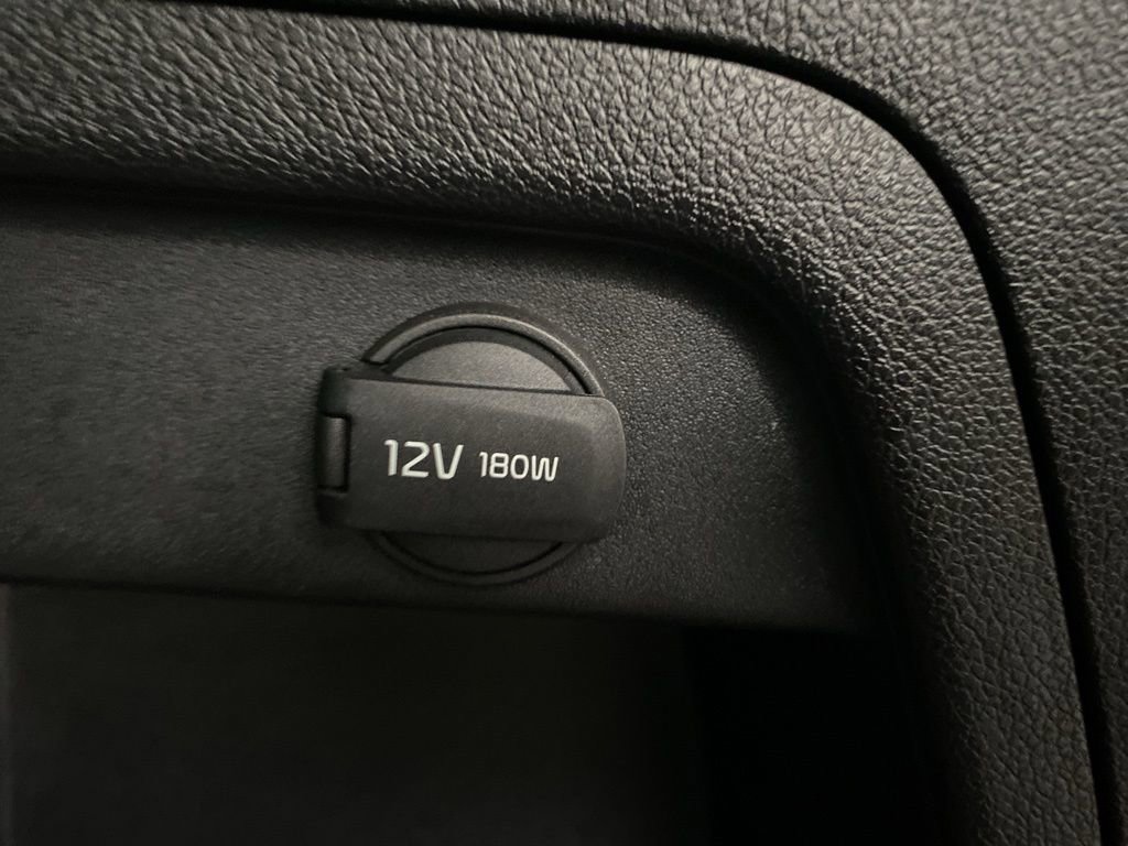 Certified 2018 Kia Sorento EX w/ EX Advanced Touring Package image 15