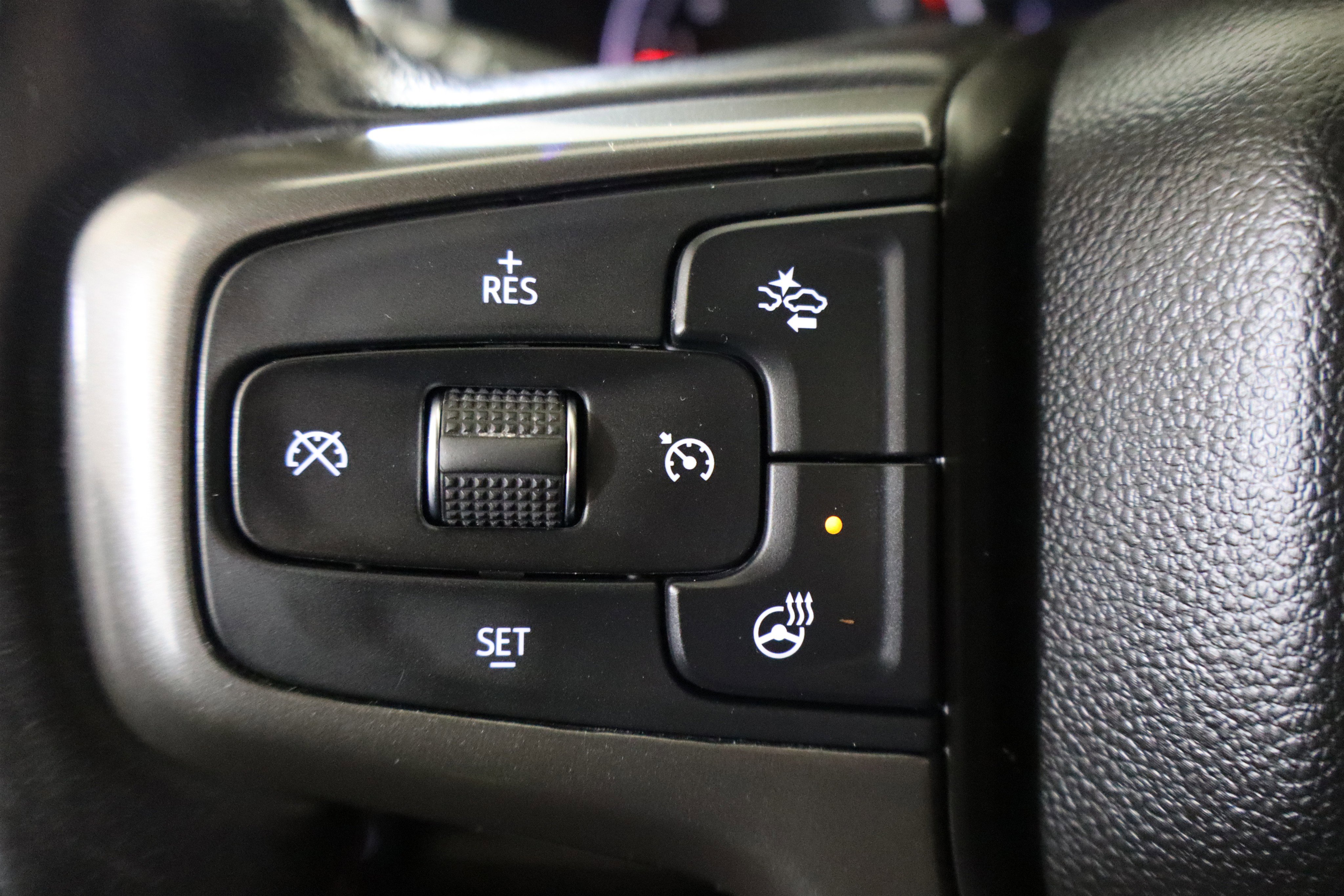 Used 2021 Chevrolet Tahoe RST w/ Luxury Package image 26