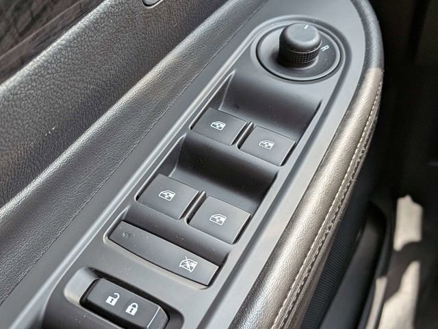 Used 2015 Buick Encore FWD image 23