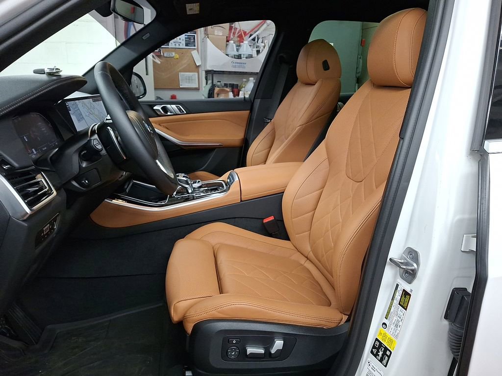 Certified 2023 BMW X5 xDrive40i w/ Premium Package image 10