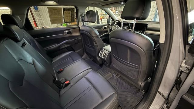 Used 2022 Kia Sorento S w/ Panoramic Sunroof Package image 28