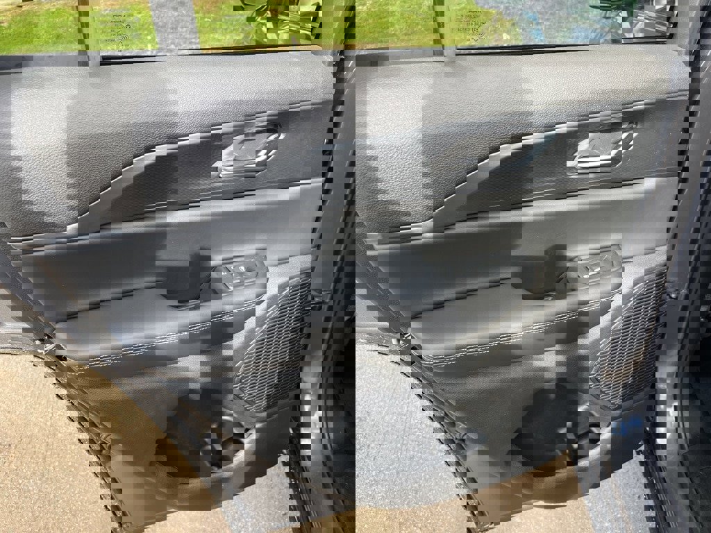 New 2025 Jeep Grand Cherokee Laredo X image 15