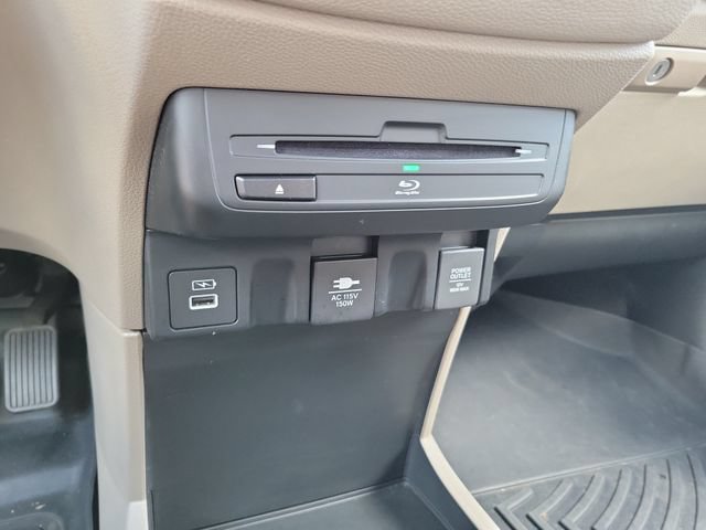 Certified 2024 Honda Odyssey Touring image 23