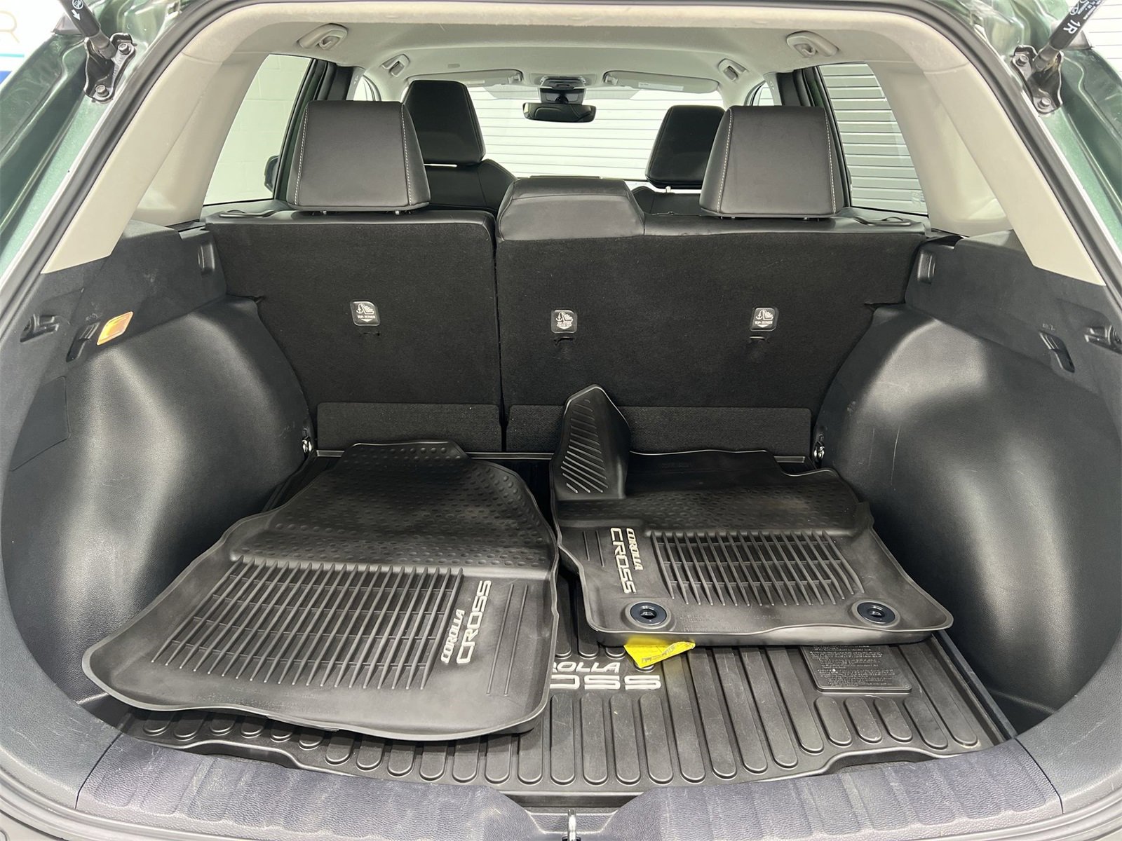 Used 2022 Toyota Corolla Cross XLE image 22