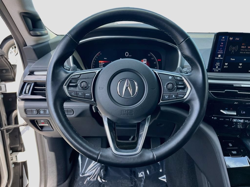 Used 2025 Acura MDX w/ Technology Package FWD image 11