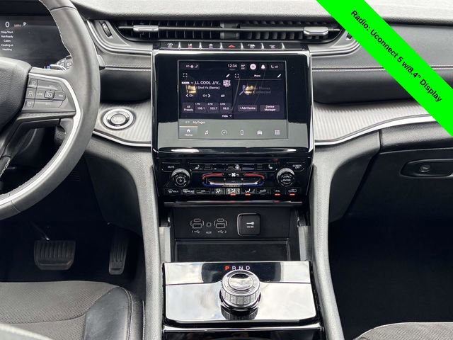 Used 2023 Jeep Grand Cherokee Altitude AWD/4WD image 30