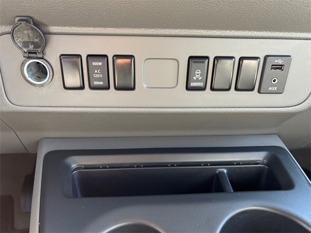 Used 2020 Nissan NV 3500 SV w/ Navigation Package image 22