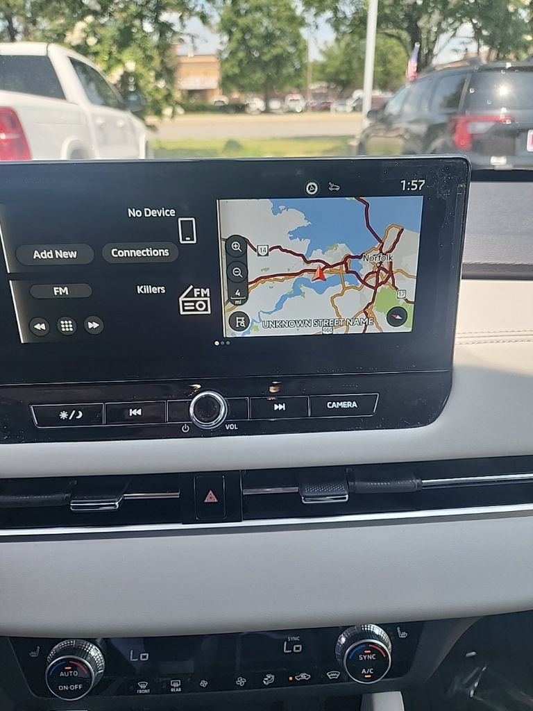 Used 2025 Mitsubishi Outlander SE AWD/4WD image 5