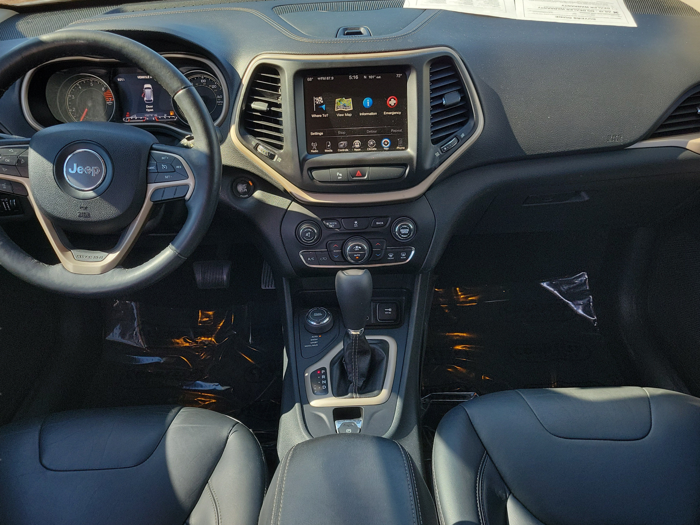 Used 2016 Jeep Cherokee Limited AWD/4WD image 6