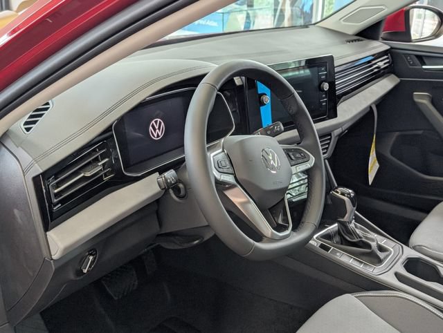New 2026 Volkswagen Jetta SE FWD image 11