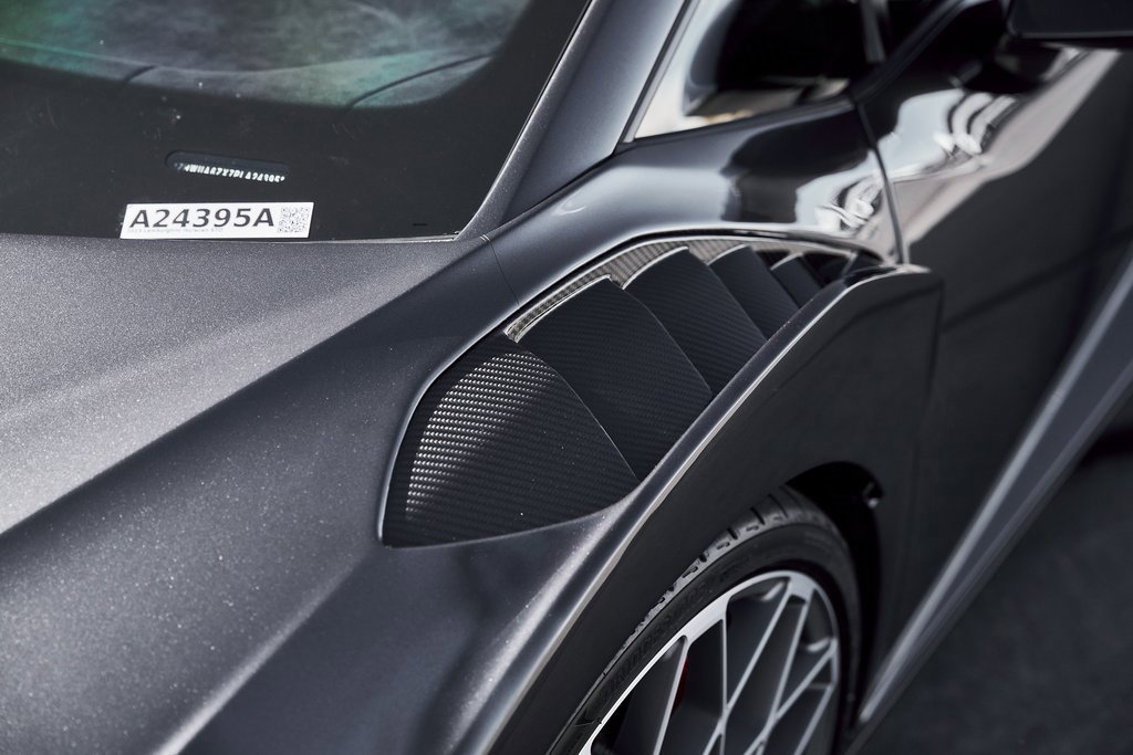 Used 2023 Lamborghini Huracan STO image 11