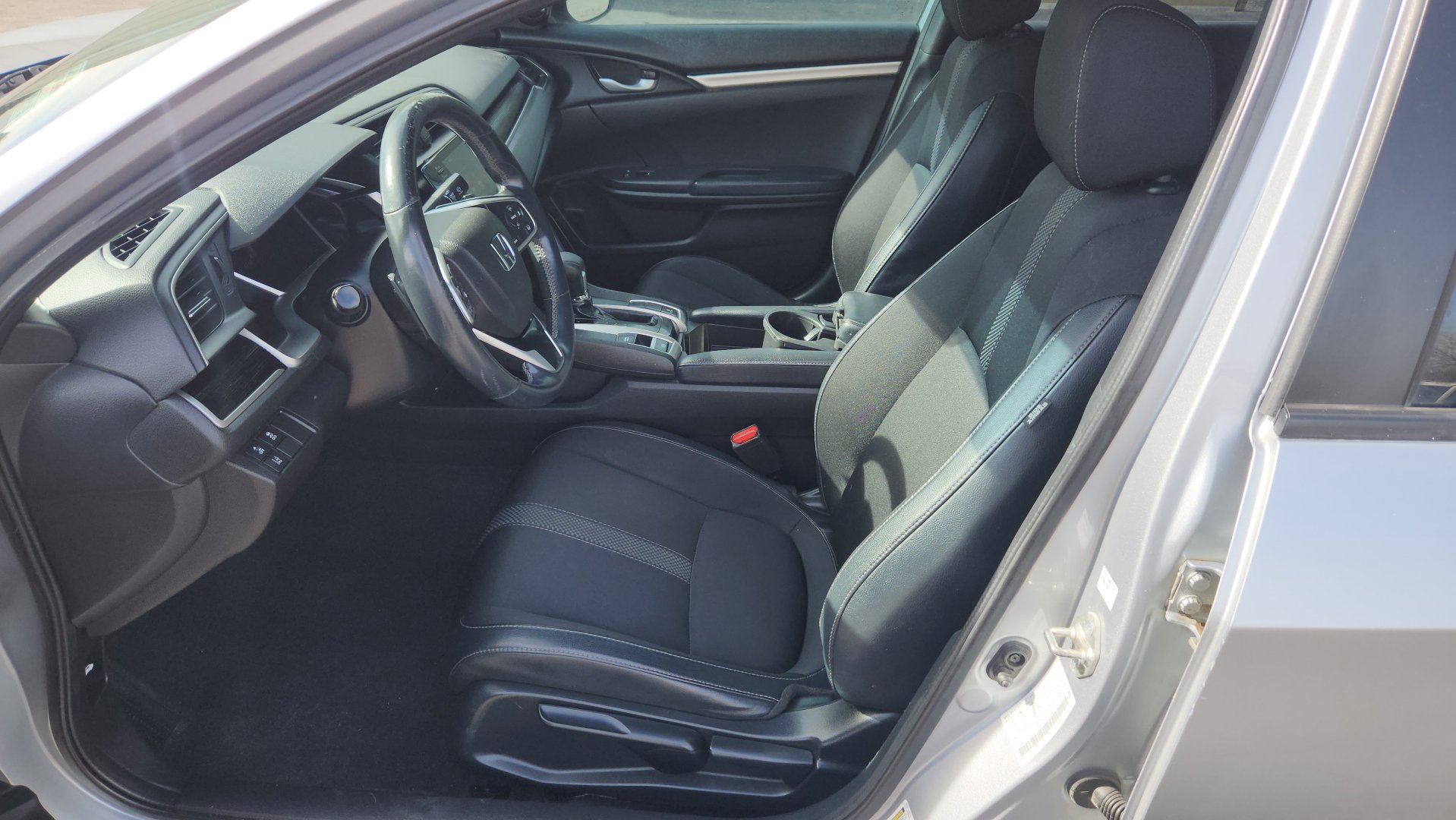 Used 2020 Honda Civic Sport image 24