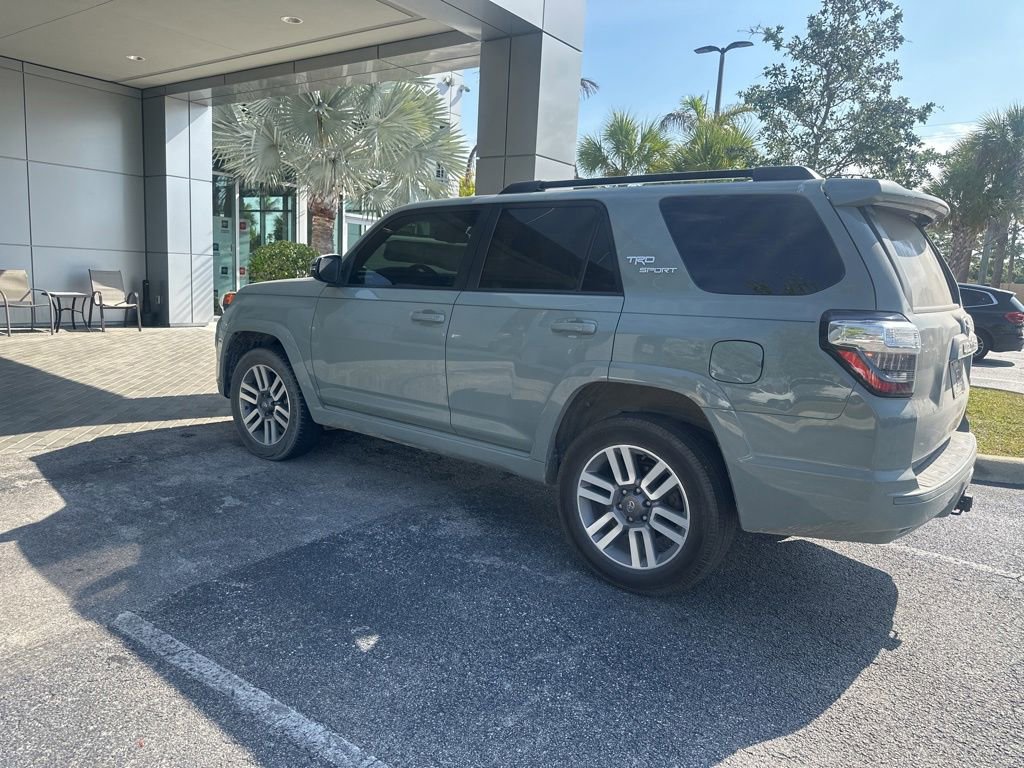 Used 2022 Toyota 4Runner TRD Sport w/ Technology Package AWD/4WD image 4