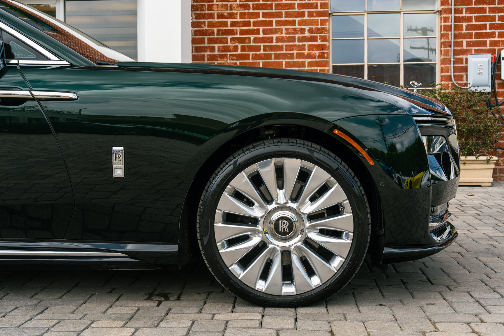 Certified 2024 Rolls-Royce Spectre w/ Spectre Launch Package AWD/4WD image 12