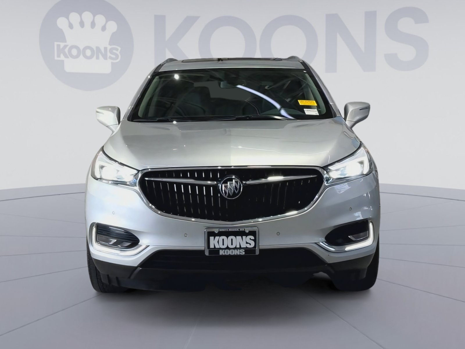 Used 2021 Buick Enclave Premium w/ Sun and Sites Package FWD image 4