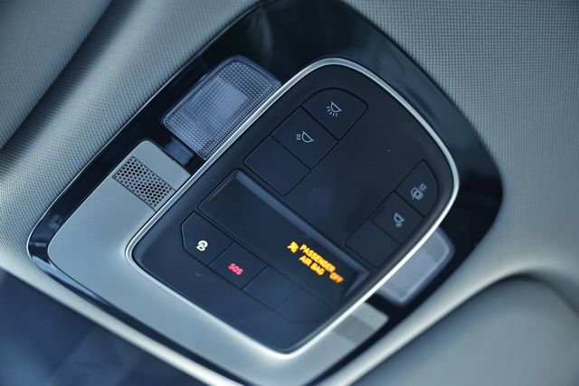 Used 2021 Hyundai Santa Fe SEL w/ Convenience Package image 40