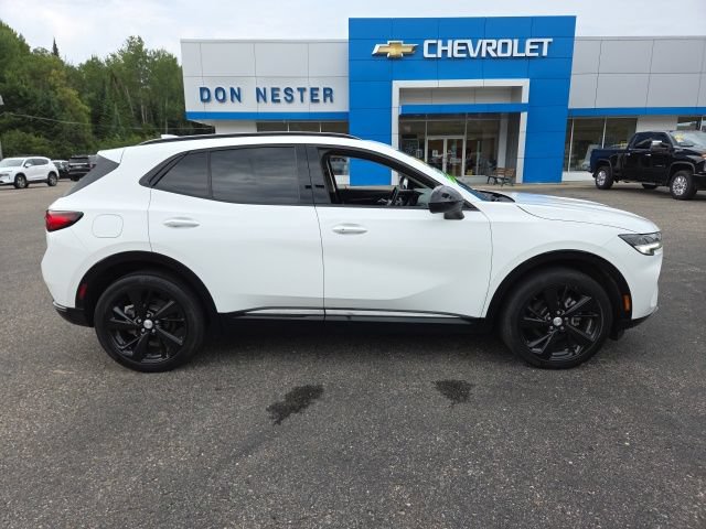 Used 2021 Buick Envision Essence w/ Sport Touring Package AWD/4WD image 28