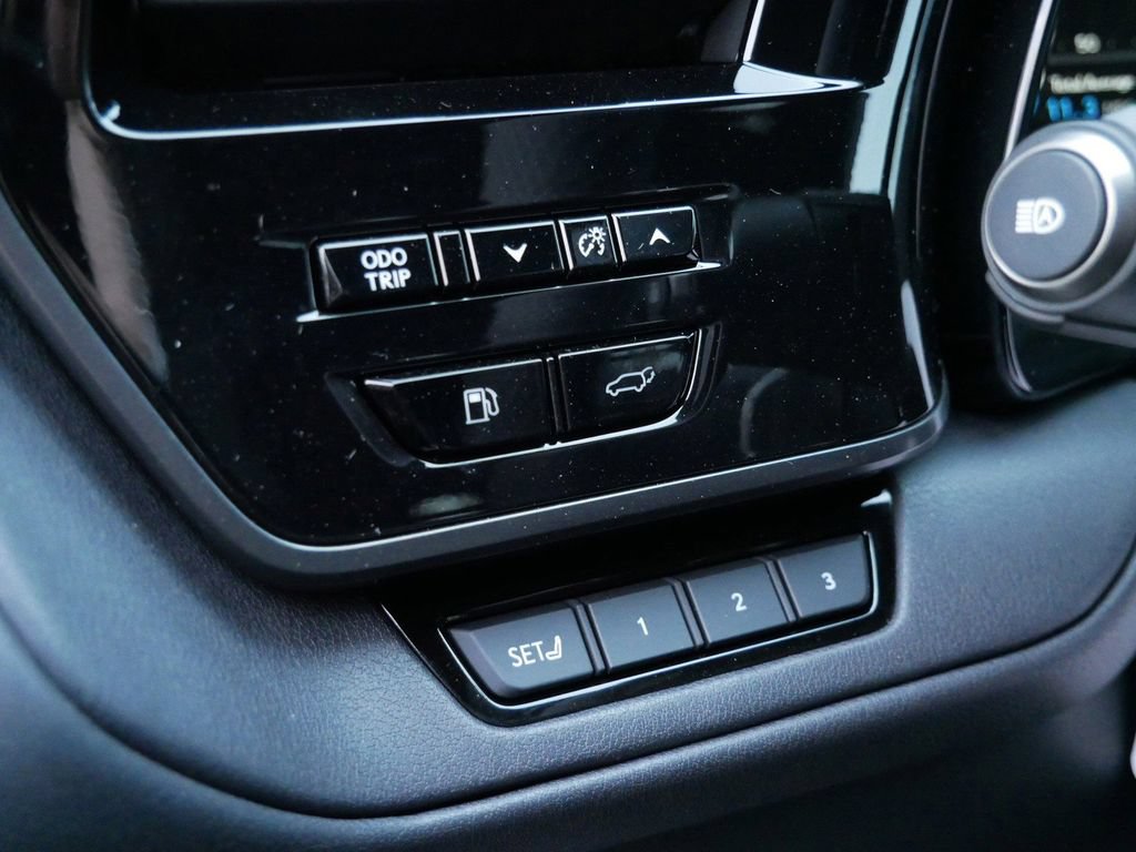 Used 2026 Lexus TX 500h AWD w/ Technology Package image 18