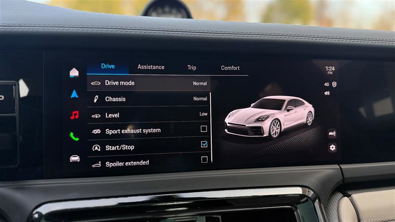 Used 2025 Porsche Panamera 4 image 38