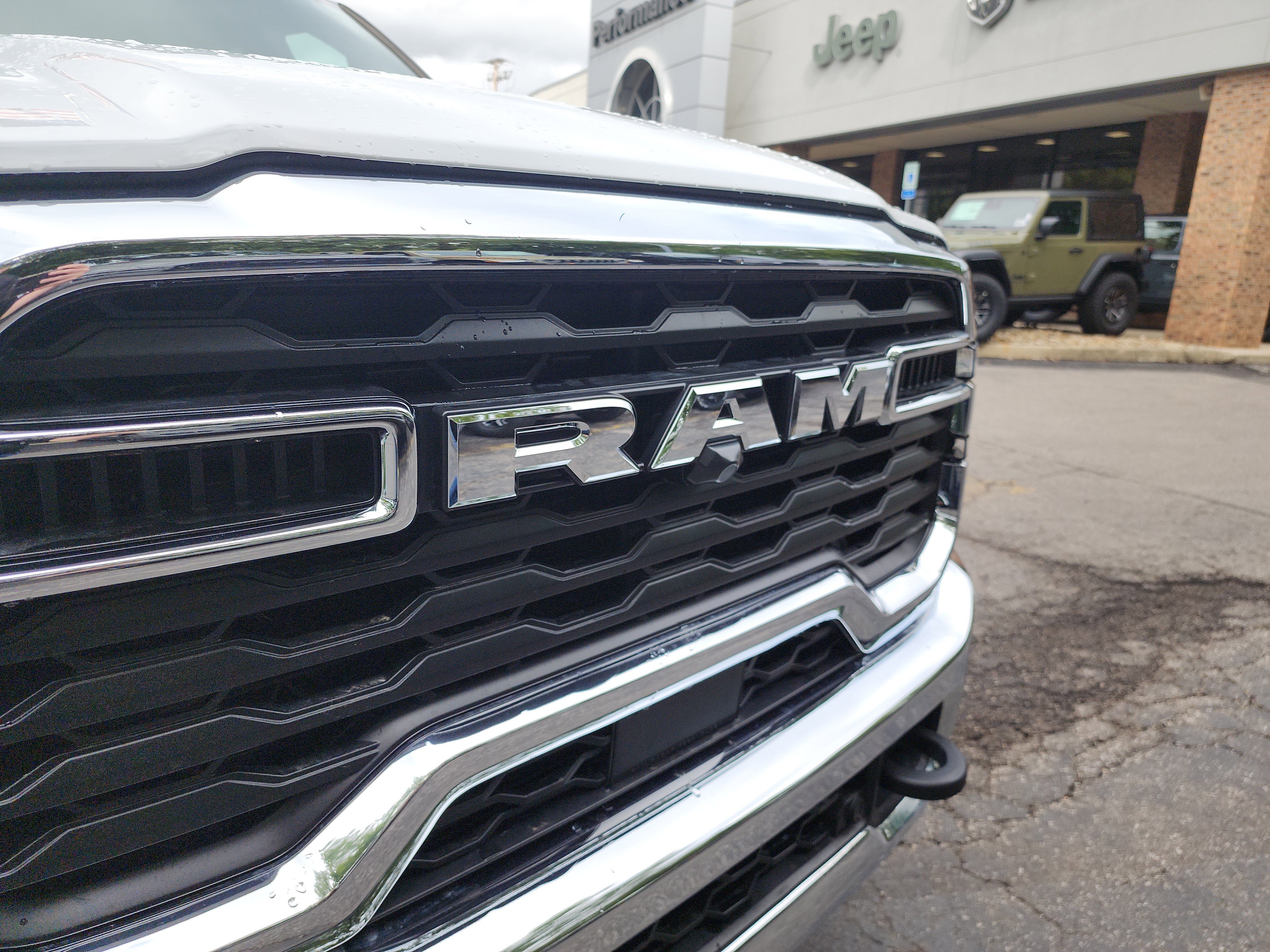 New 2026 RAM 5500 4x4 Crew Cab image 27