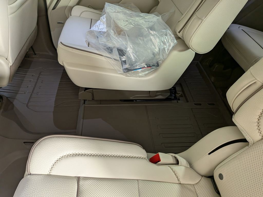 New 2026 GMC Yukon Denali AWD/4WD image 34