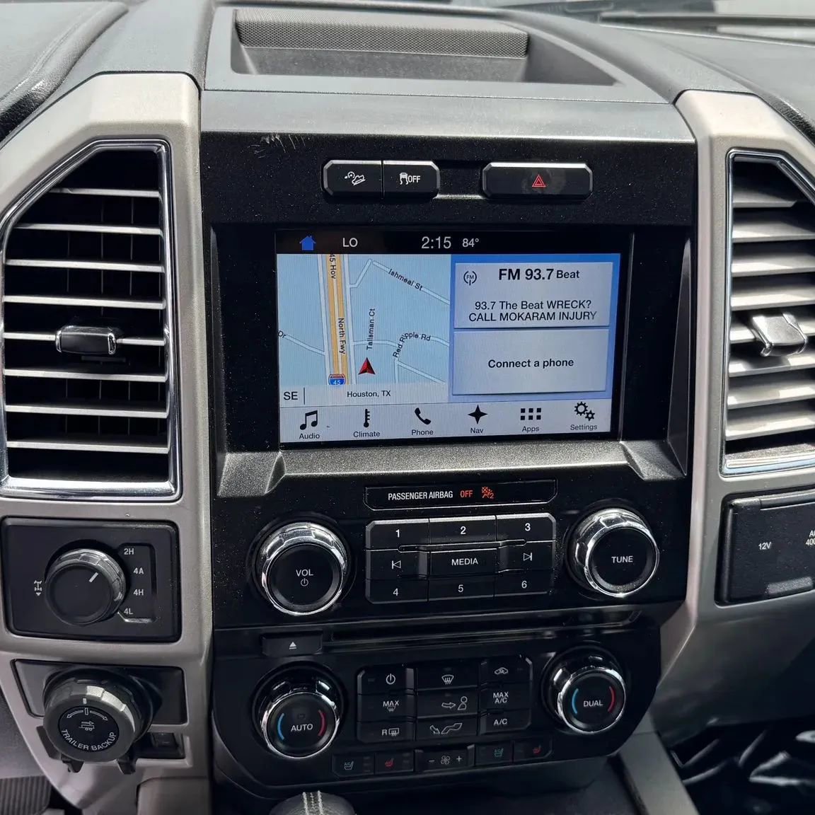 Used 2016 Ford F150 Lariat image 12