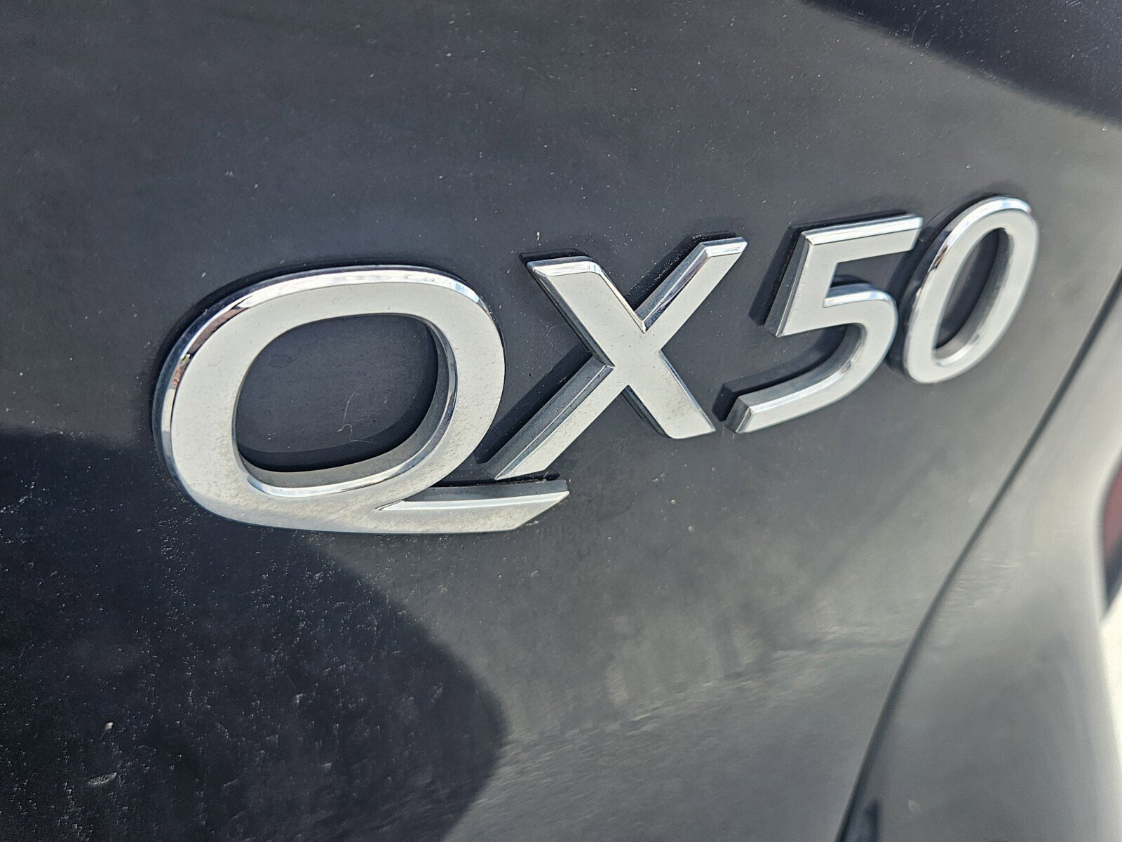 Used 2020 INFINITI QX50 Luxe w/ Navigation Package FWD image 5