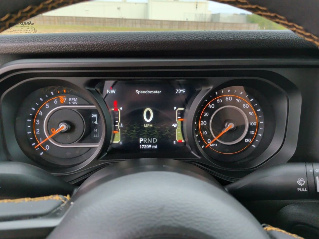 Used 2024 Jeep Gladiator Sport image 20