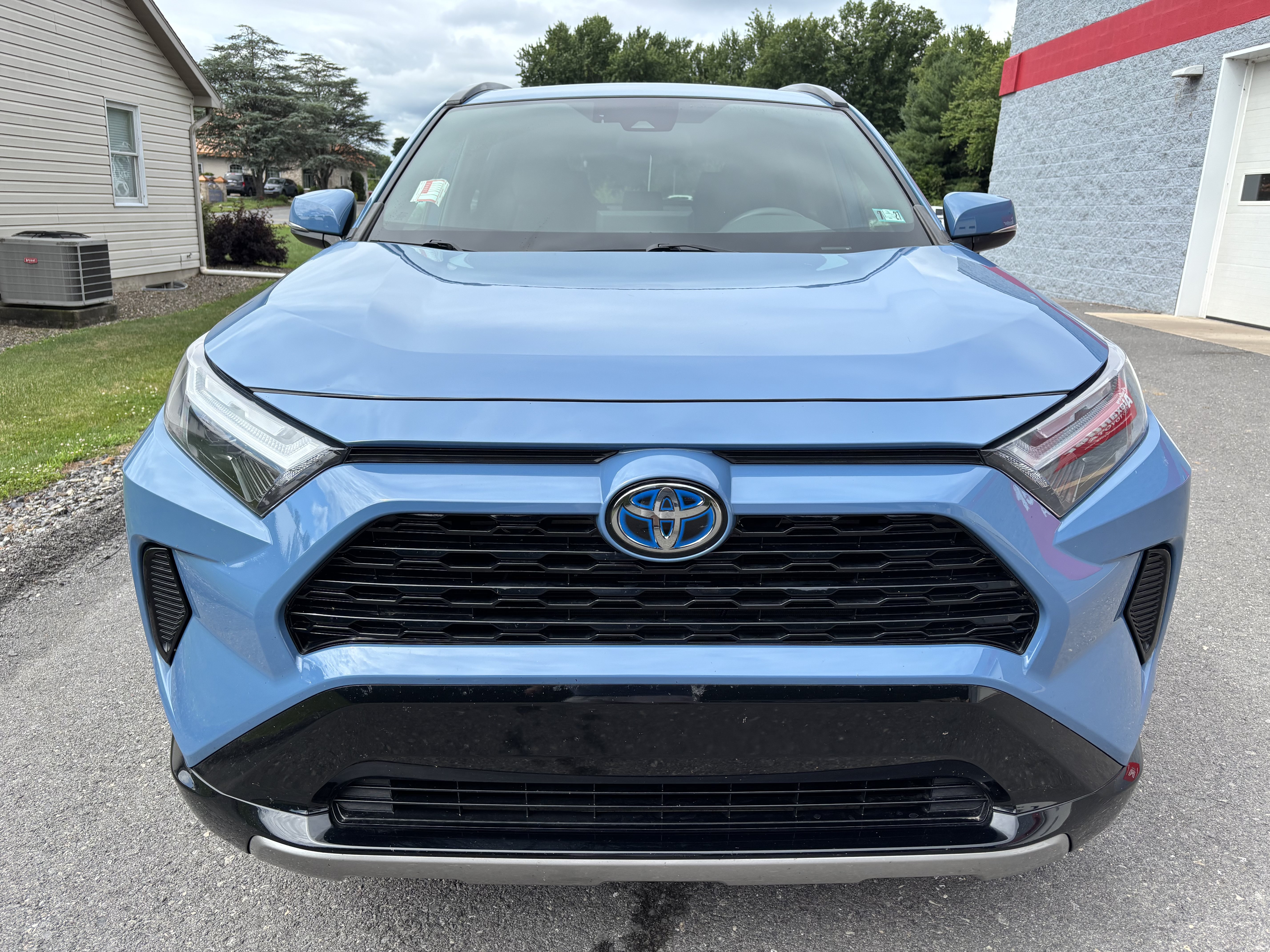 Used 2022 Toyota RAV4 SE w/ Convenience Package AWD/4WD image 9