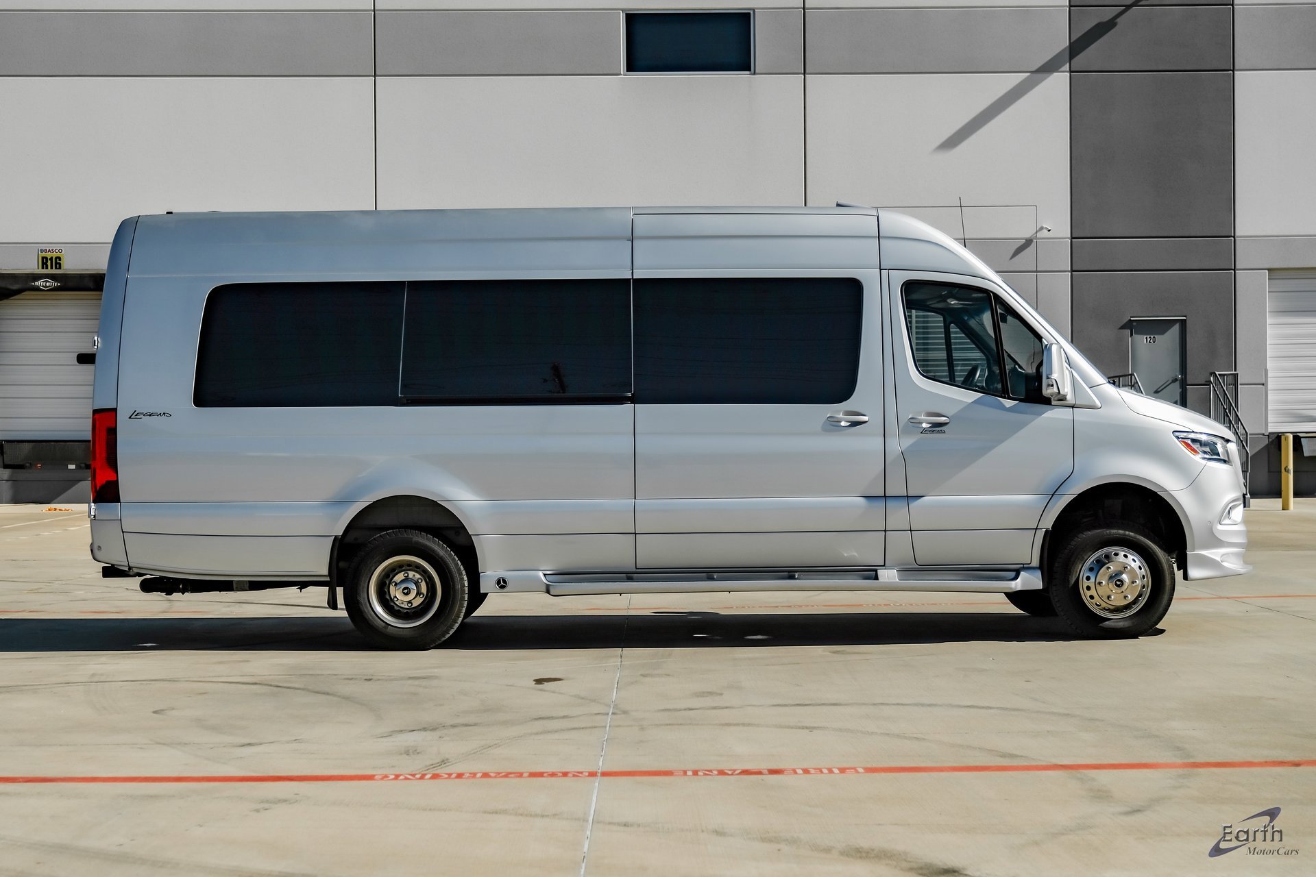 Used 2023 Mercedes-Benz Sprinter 3500 w/ Parking Package image 16