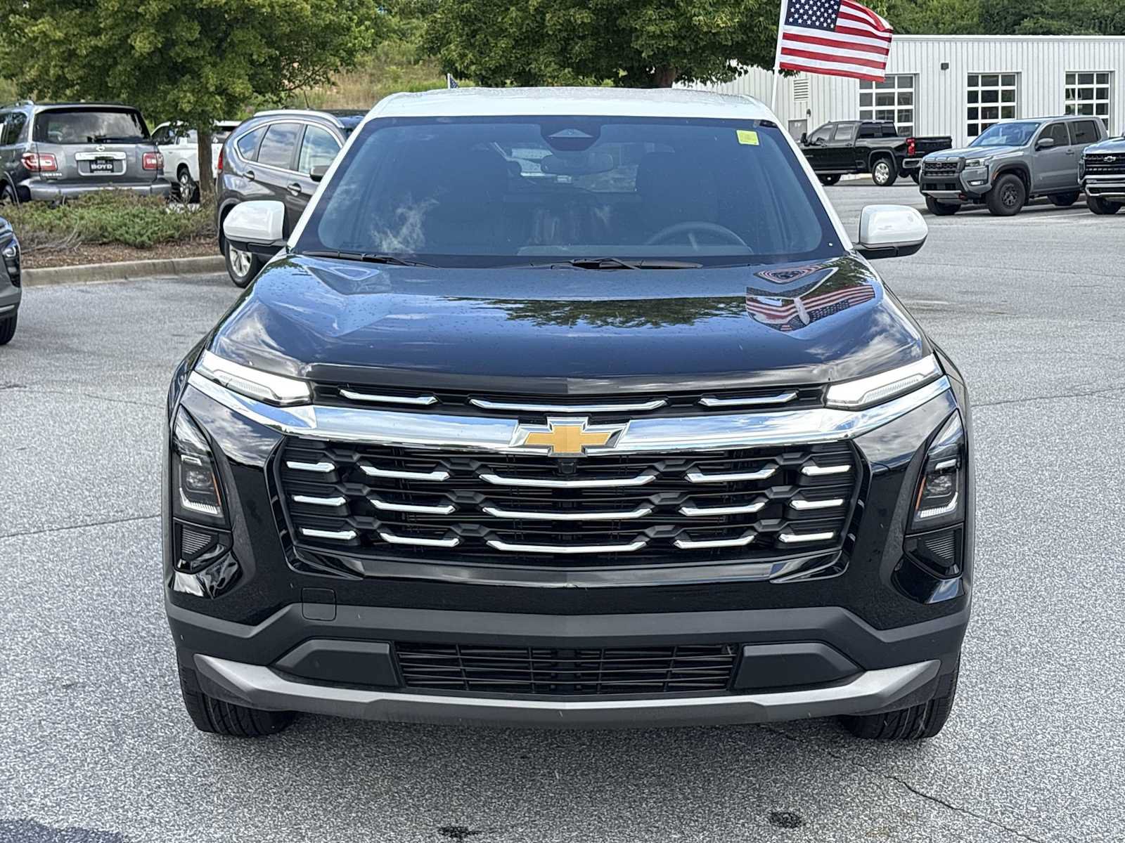 New 2026 Chevrolet Equinox LT FWD image 3