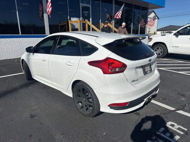 Used 2016 Ford Focus ST image 17