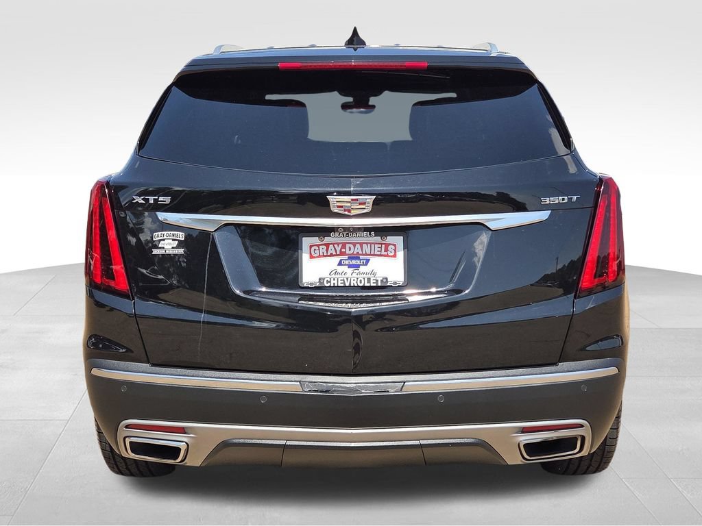 Used 2021 Cadillac XT5 Premium Luxury FWD image 7