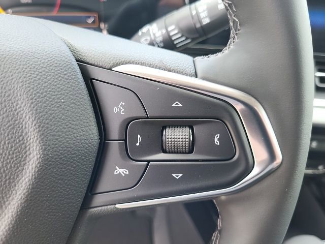 New 2026 Chevrolet Trax LT image 32