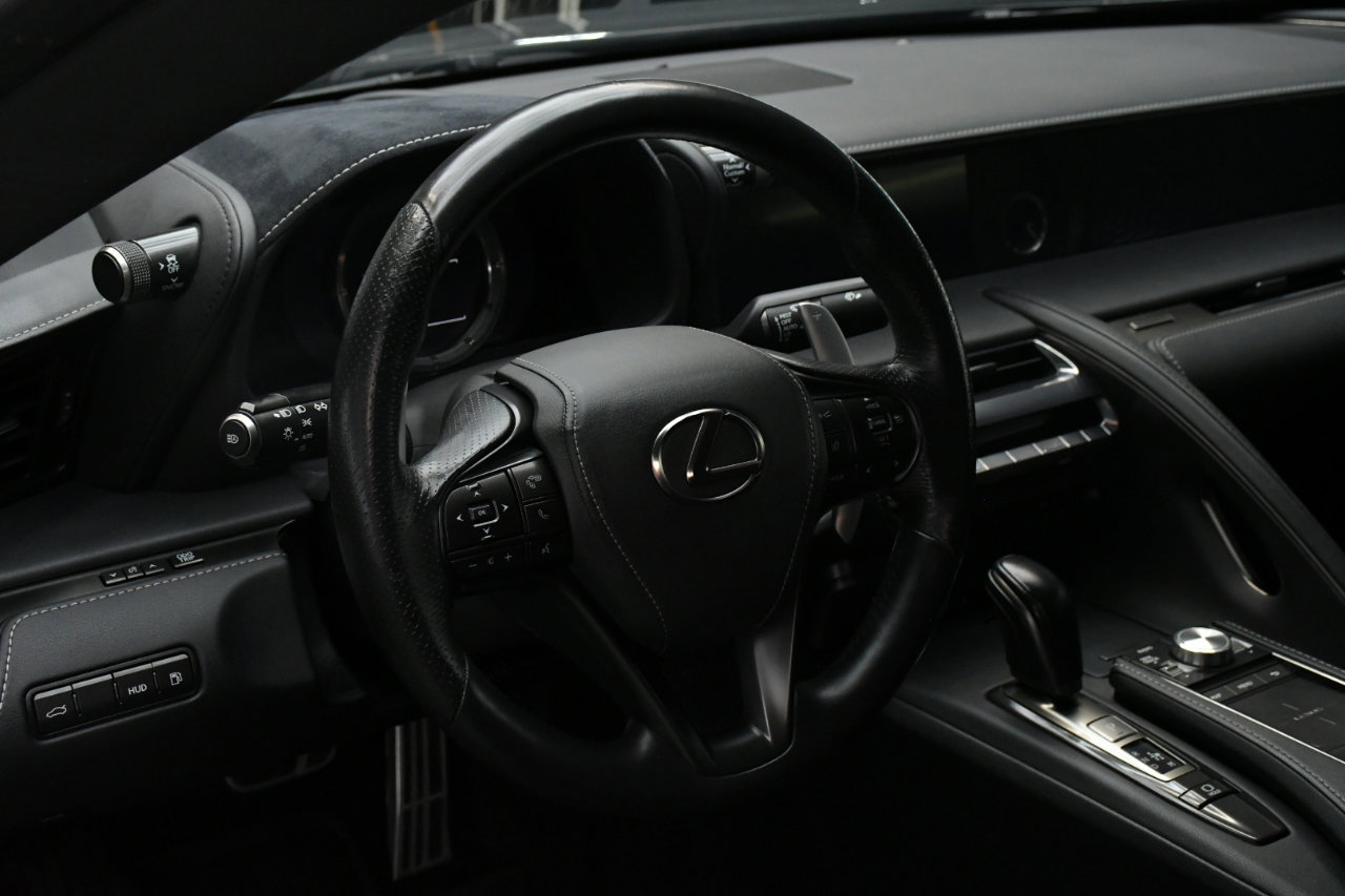 Used 2021 Lexus LC 500 Coupe w/ Sport Package image 19