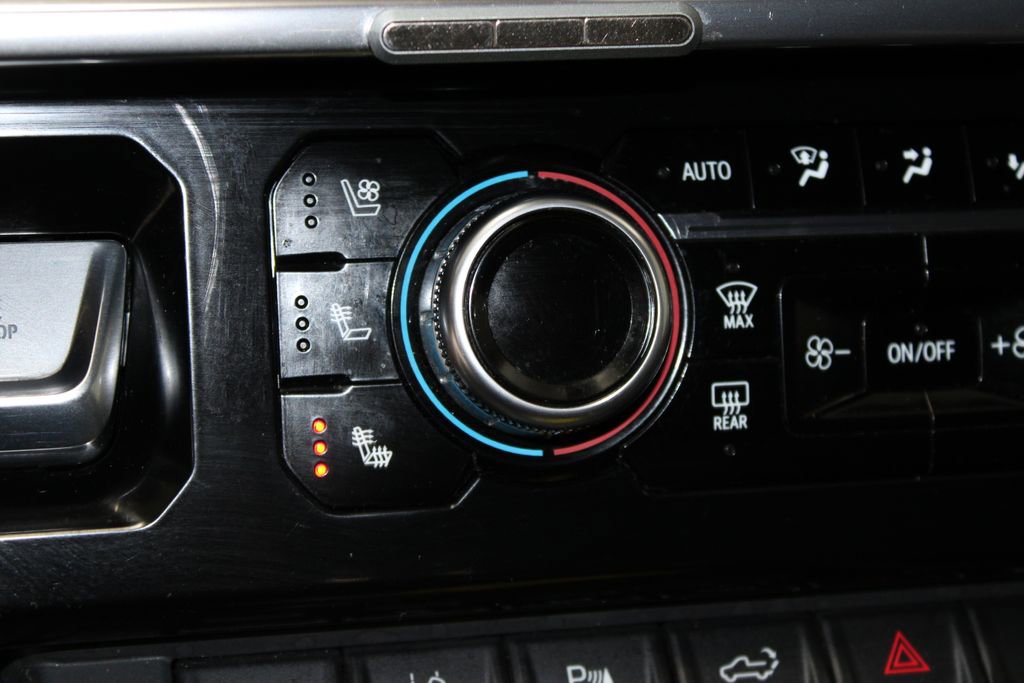 Used 2024 GMC Sierra 2500 Denali w/ Denali Reserve Package image 47