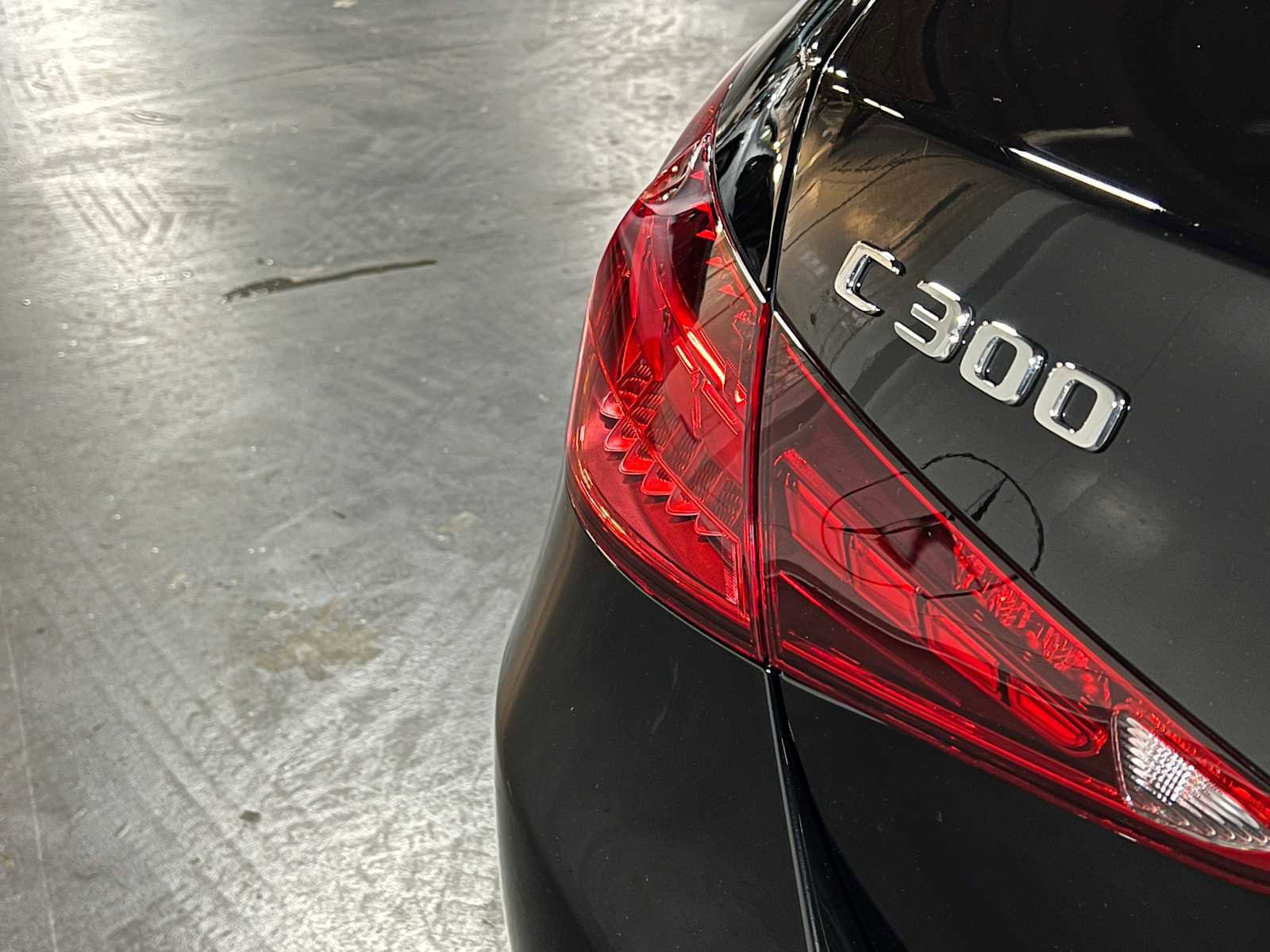 Used 2025 Mercedes-Benz C 300 4MATIC Sedan image 14
