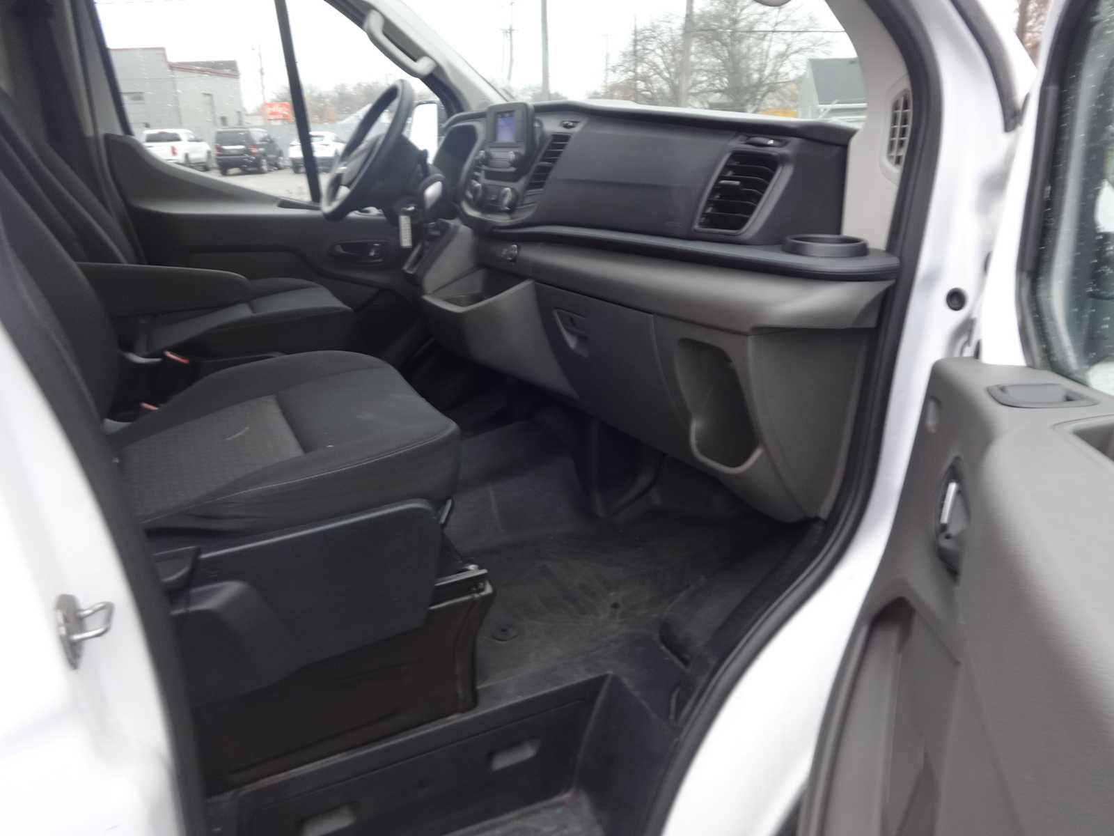 Used 2023 Ford Transit 250 w/ Exterior Upgrade Package image 8