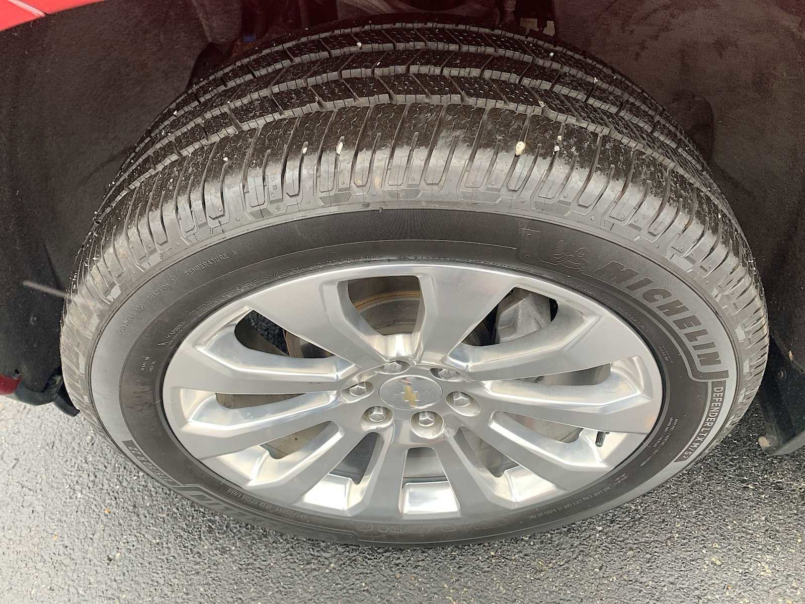 Certified 2019 Chevrolet Silverado 1500 High Country w/ Technology Package image 34