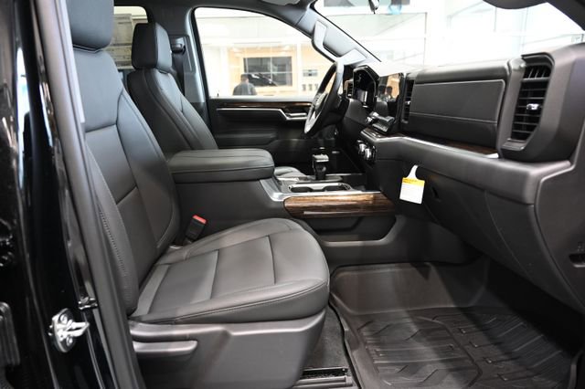 New 2026 GMC Sierra 1500 Elevation w/ Elevation Premium Package image 13