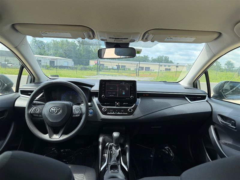 Used 2022 Toyota Corolla LE FWD image 15