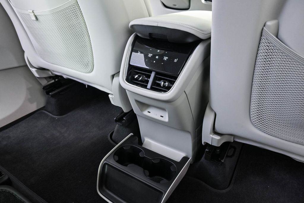 Used 2025 Volvo EX90 Plus AWD/4WD image 20