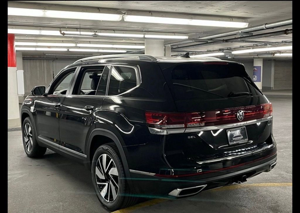 New 2026 Volkswagen Atlas SEL image 5