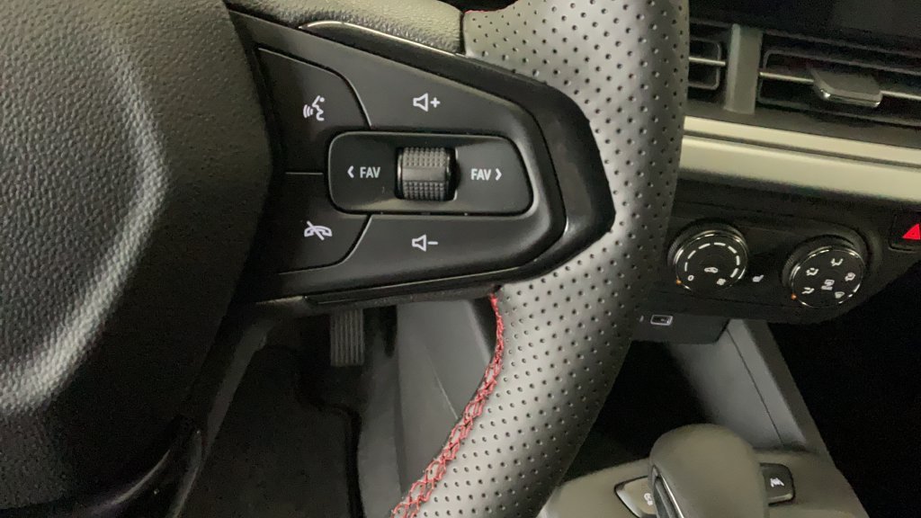 New 2026 Chevrolet Trax RS w/ Driver Confidence Package FWD image 19