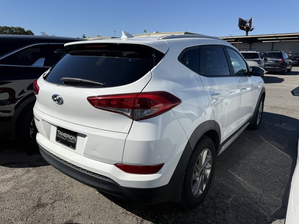 Used 2017 Hyundai Tucson SE Plus image 3