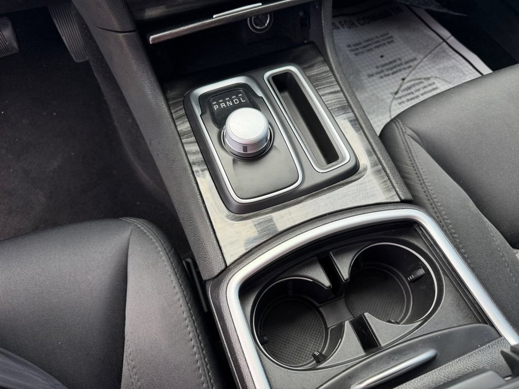 Used 2021 Chrysler 300 Touring w/ Sport Appearance Package RWD image 15