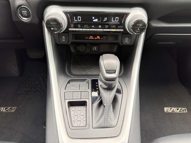 Used 2024 Toyota RAV4 XLE Premium FWD image 29