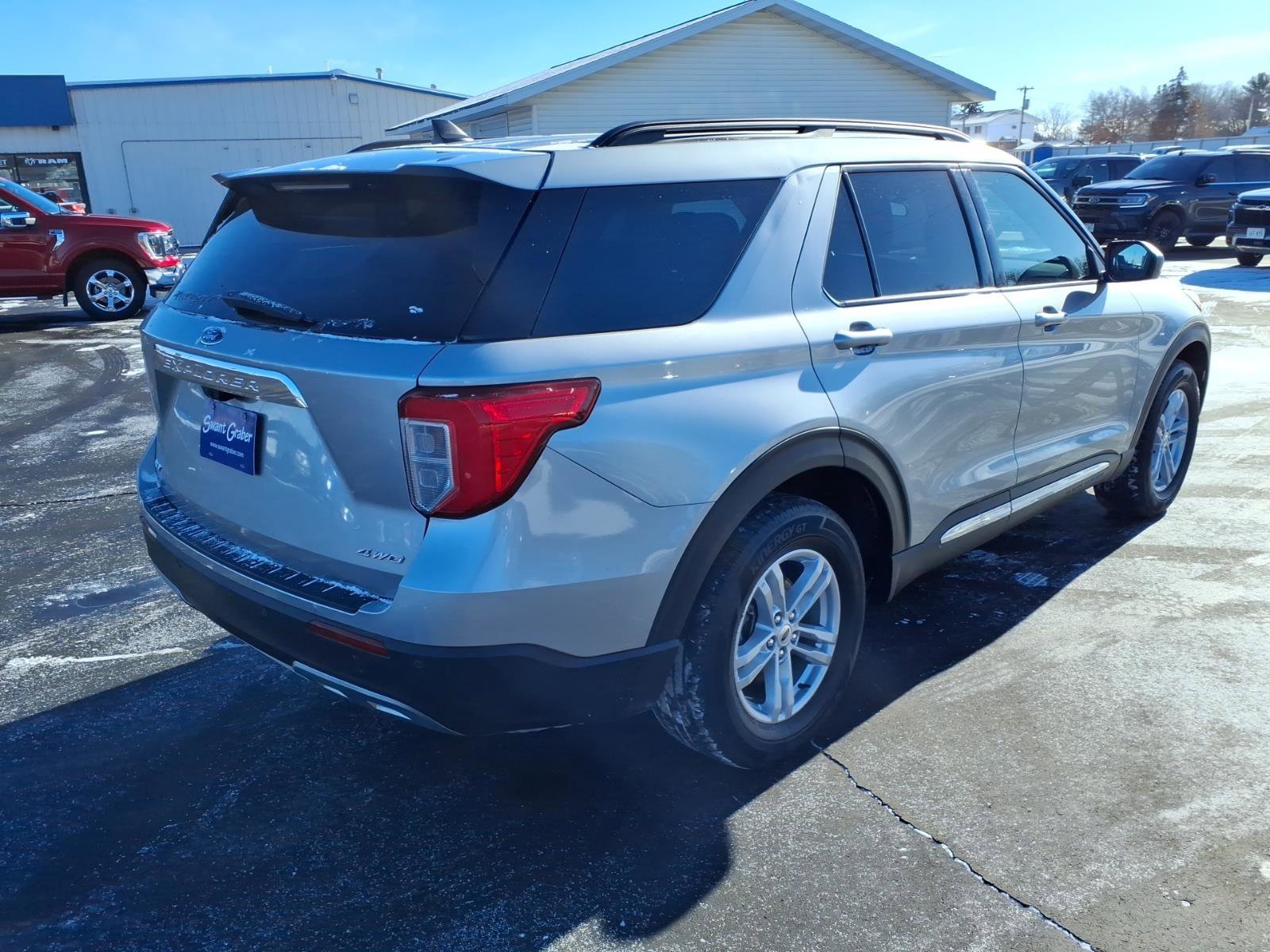 Certified 2024 Ford Explorer XLT w/ Equipment Group 202A AWD/4WD image 6