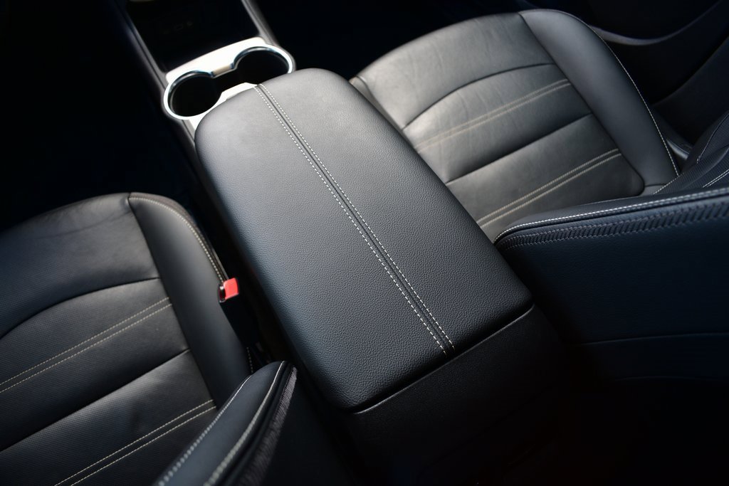 Used 2024 GMC Terrain Denali w/ Denali Premium Package image 33